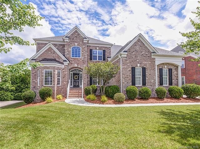 1st image of 545 Fairwoods Dr