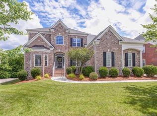 545 Fairwoods Dr, Huntersville, NC 28078