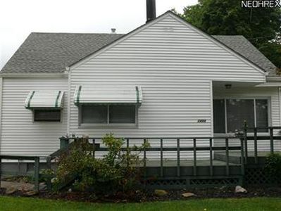 2484 9th St, Cuyahoga Falls, OH, 44221