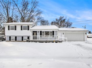 212 Woodlark St, Galesburg, MI 49053