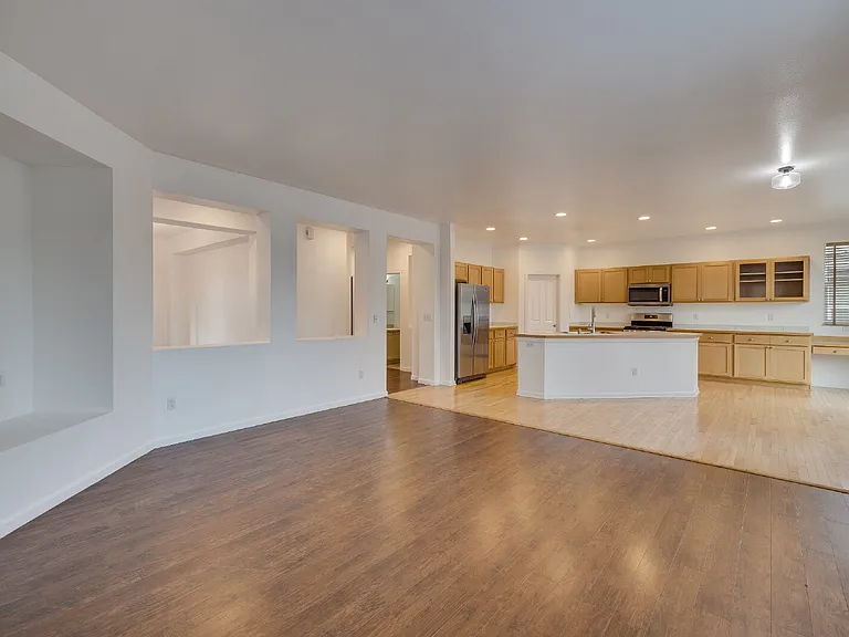 6720 Marshall Ave SE — Photo 8