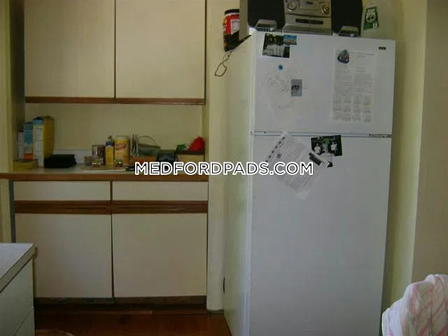 2 bed, 9999 sqft, $3,000 — Photo 2