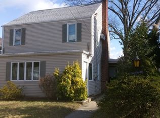 109 Wilbur Rd, Bergenfield, NJ 07621