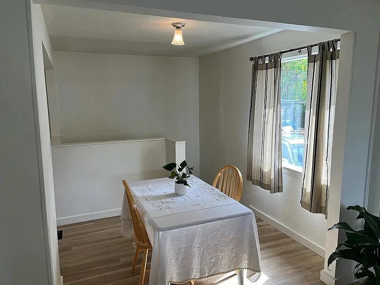 808 E Ermina Ave — Photo 7