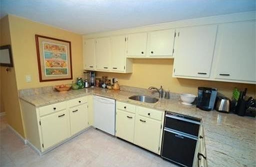 4th image of 1100 Salem St APT 85