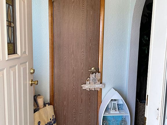 4th image of 2663 Cliffwood Dr