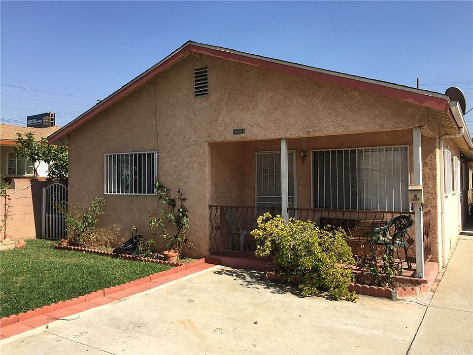1st image of 1222 La Puerta St