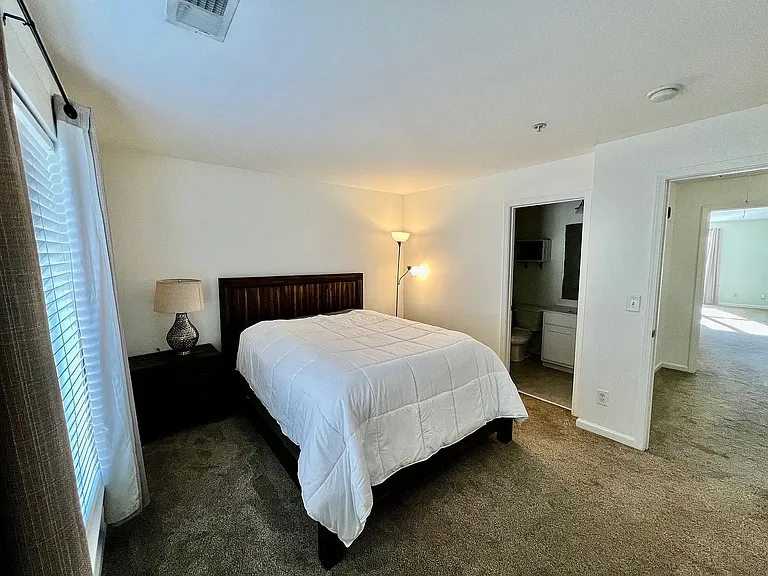 519 Donatello Ave — Photo 18