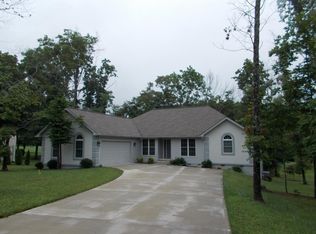 144 Cappshire Rd, Fairfield Glade, TN 38558