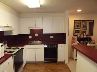362 Neponset St APT L, Canton, MA 02021