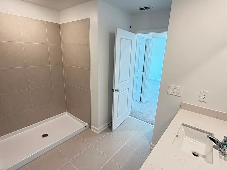 3375 Alexander Dr — Photo 23