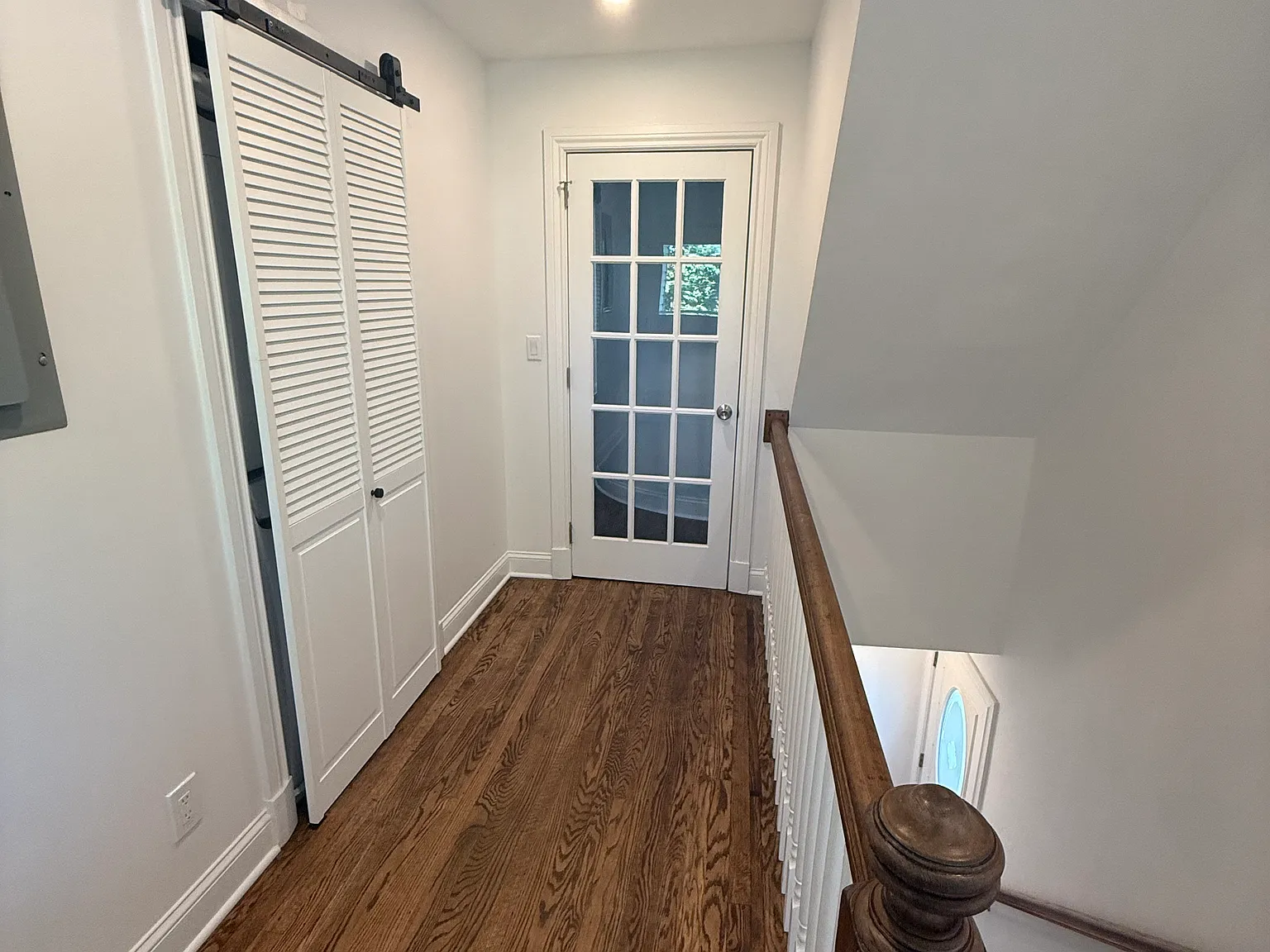 18 Fairview Ave — Photo 3