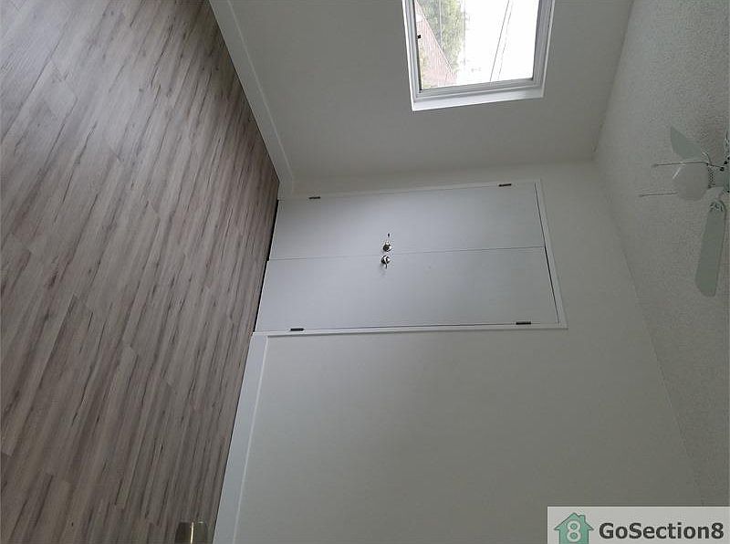 2nd image of 1019 Lewis Ave APT 7