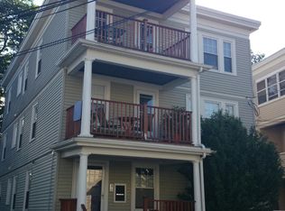 9 Hastings St, West Roxbury, MA 02132