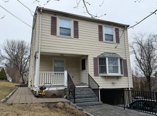 25 Walnut Ter, Arlington, MA 02476