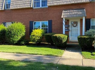 2835 Pease Dr #D407, Rocky River, OH 44116