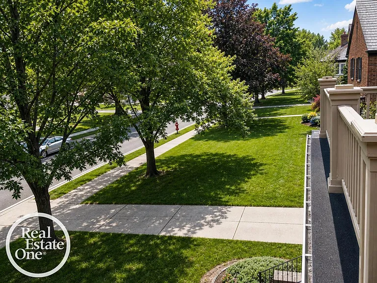 636 Neff Rd — Photo 4