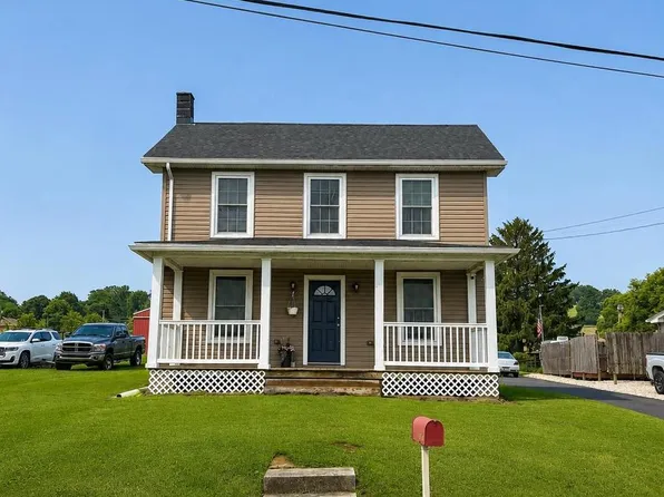 324 Steinman Farm Rd, Pequea, PA 17565