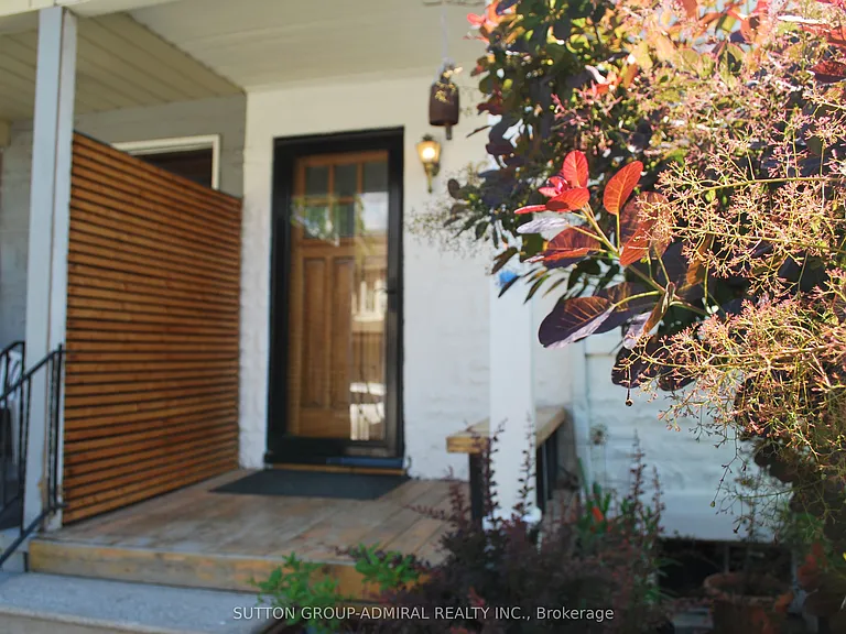 101 Laughton Ave — Photo 2
