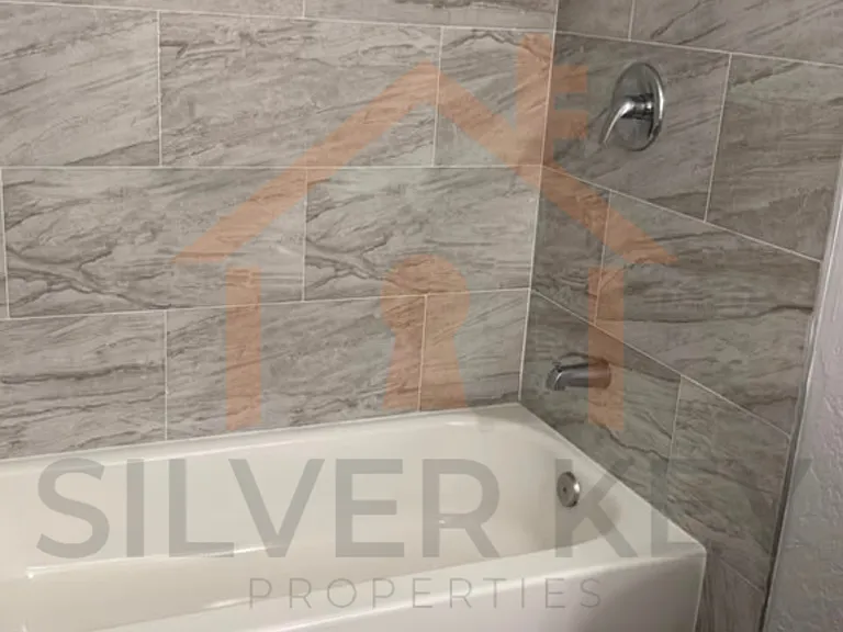 3413 SW Abilene Dr — Photo 12