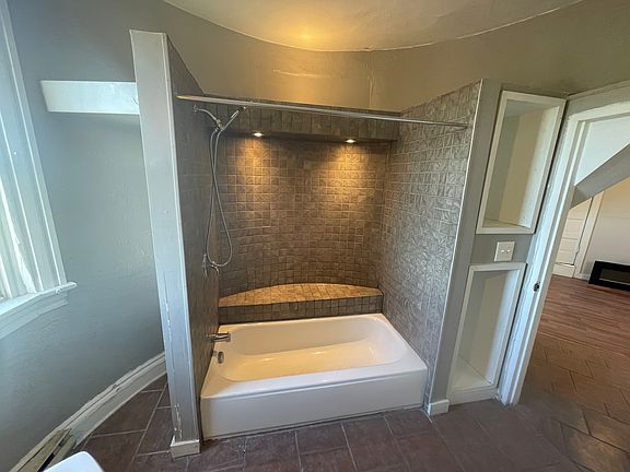 4th image of 4119 Rosalia Pl APT 4