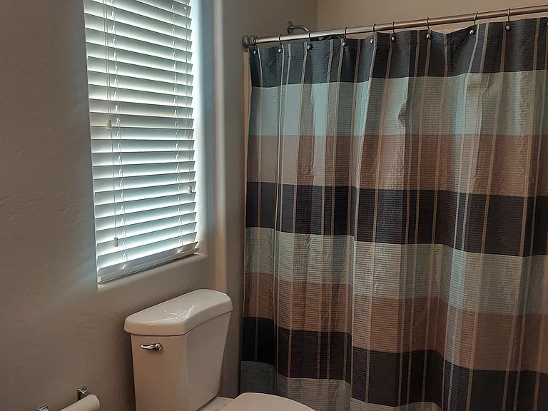 943 S Sabino Dr — Photo 12