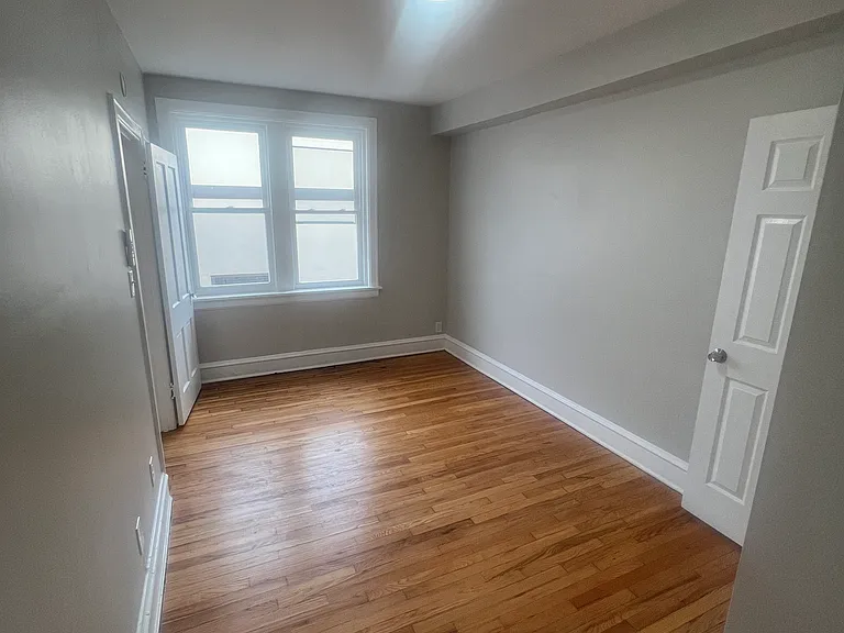 1601 N Broom St #11 — Photo 4