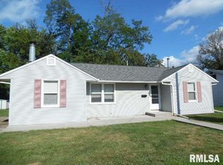 115 S 7th St, Clinton, IA 52732