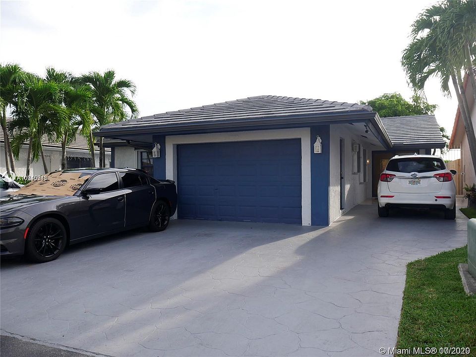 1st image of 1646 SW 136th Pl #1646