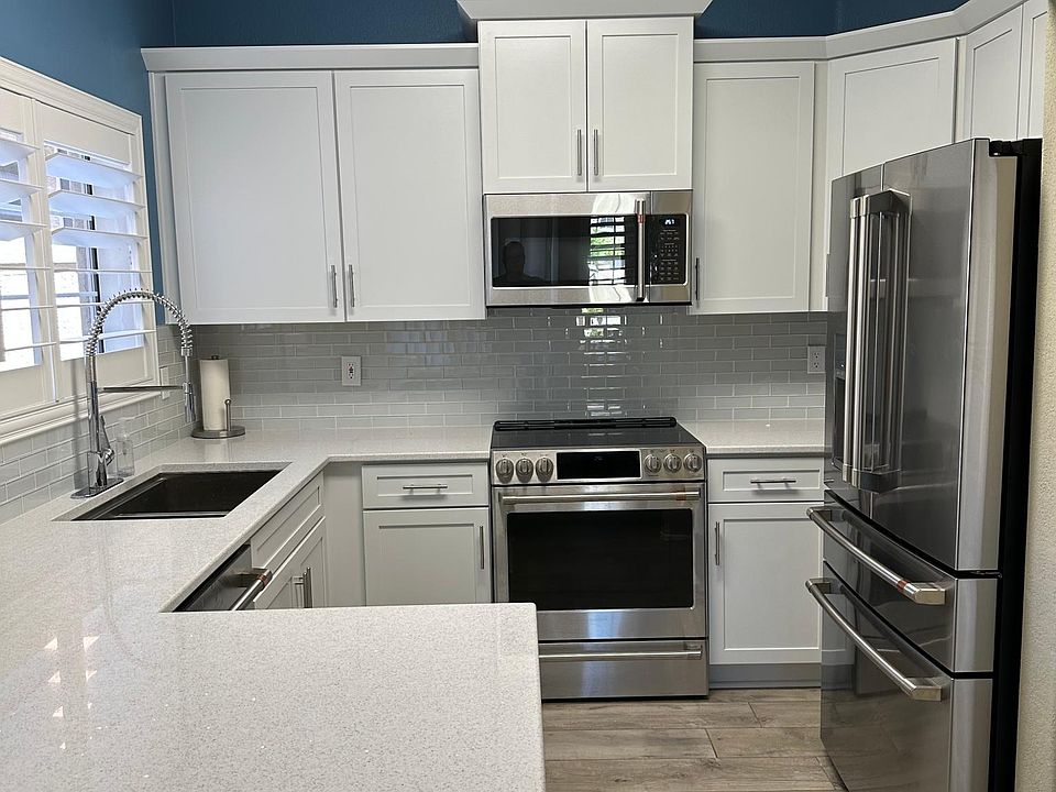 1st image of 1633 E Lakeside Dr Unit 100