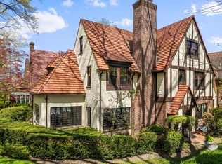 135 Puritan Ave, Forest Hills Gardens, NY 11375