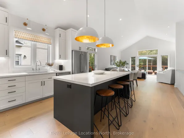 110 Mary St, Collingwood, ON L9Y 0G4