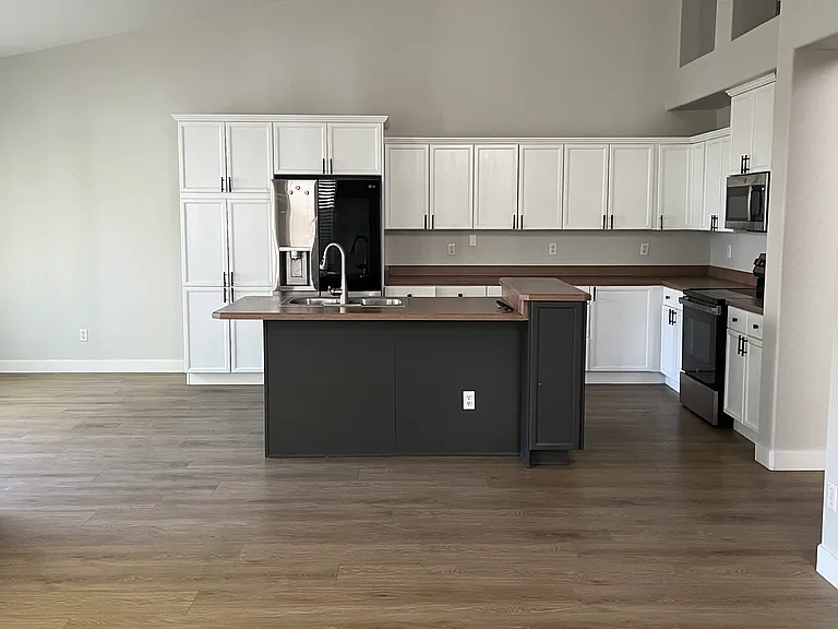 1383 W Spruce Dr — Photo 33