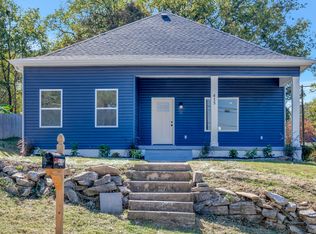 415 W 13th St, Columbia, TN 38401