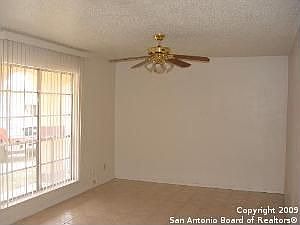 2nd image of 7217 Leading Oaks St