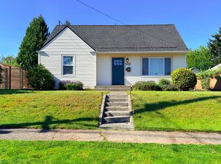 410 SW 138th St, Burien, WA 98166
