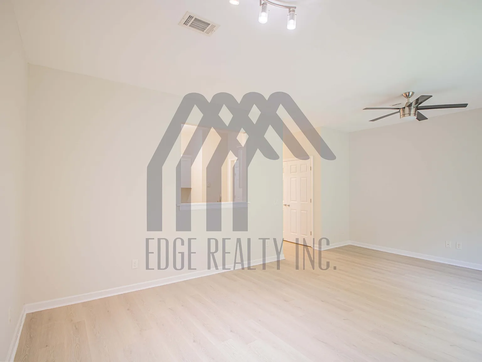 400 Tibet Avenue - 21 — Photo 3