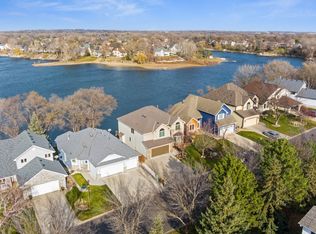 15988 Hyland Pointe Ct, Apple Valley, MN 55124
