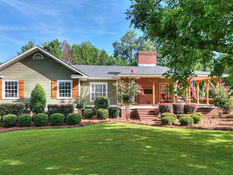 1st image of 102 Shasta Dr