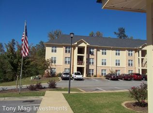 404 Town Center Dr APT 221, Lagrange, GA 30241