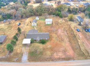 341233 E Country Meadows Dr, Meeker, OK 74855