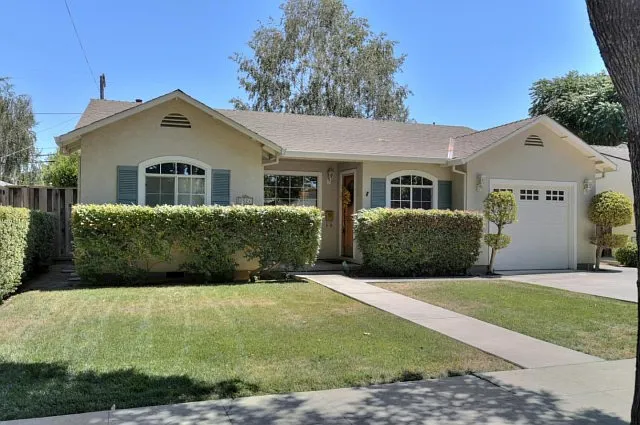 1524 Marcia Ave photo 1