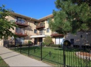 5154 W Addison St APT 203, Chicago, IL 60641