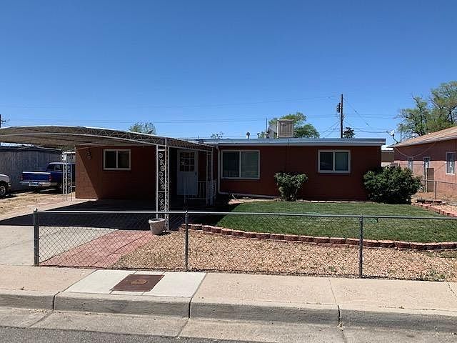 1st image of 2921 Graceland Dr NE