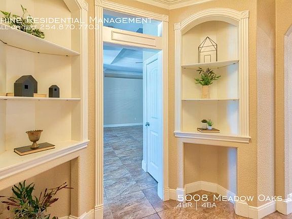5th image of 5008 Meadow Oaks Dr