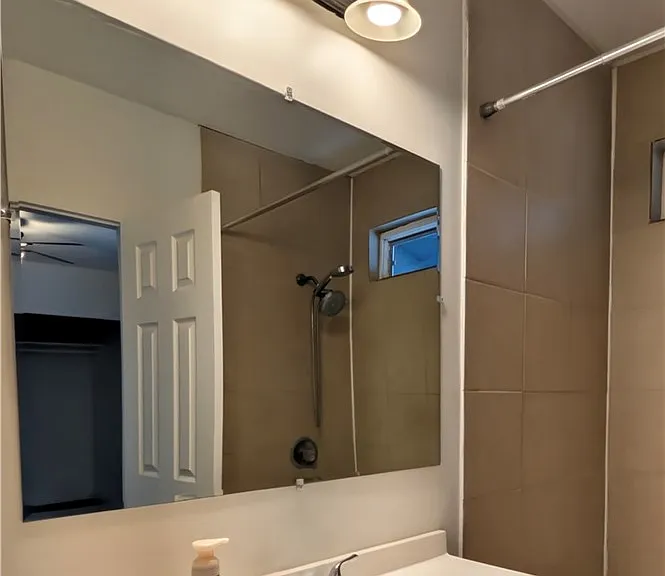 2319 Wilshire St — Photo 13