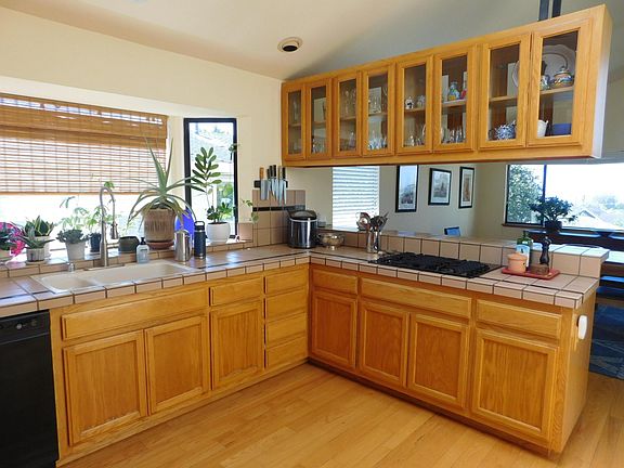 4th image of 839 Avenue Balboa