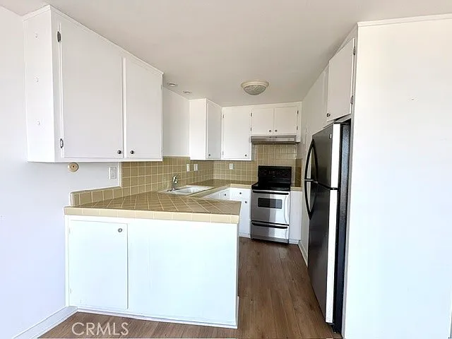 419 Monterey Ln #11 — Photo 6