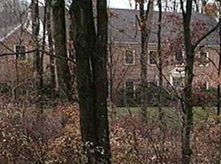 5 Sweet Water Ln, Pittsburgh, PA