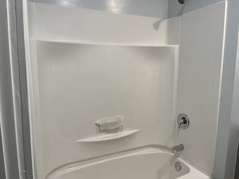 234 Summit Ave #E — Photo 7